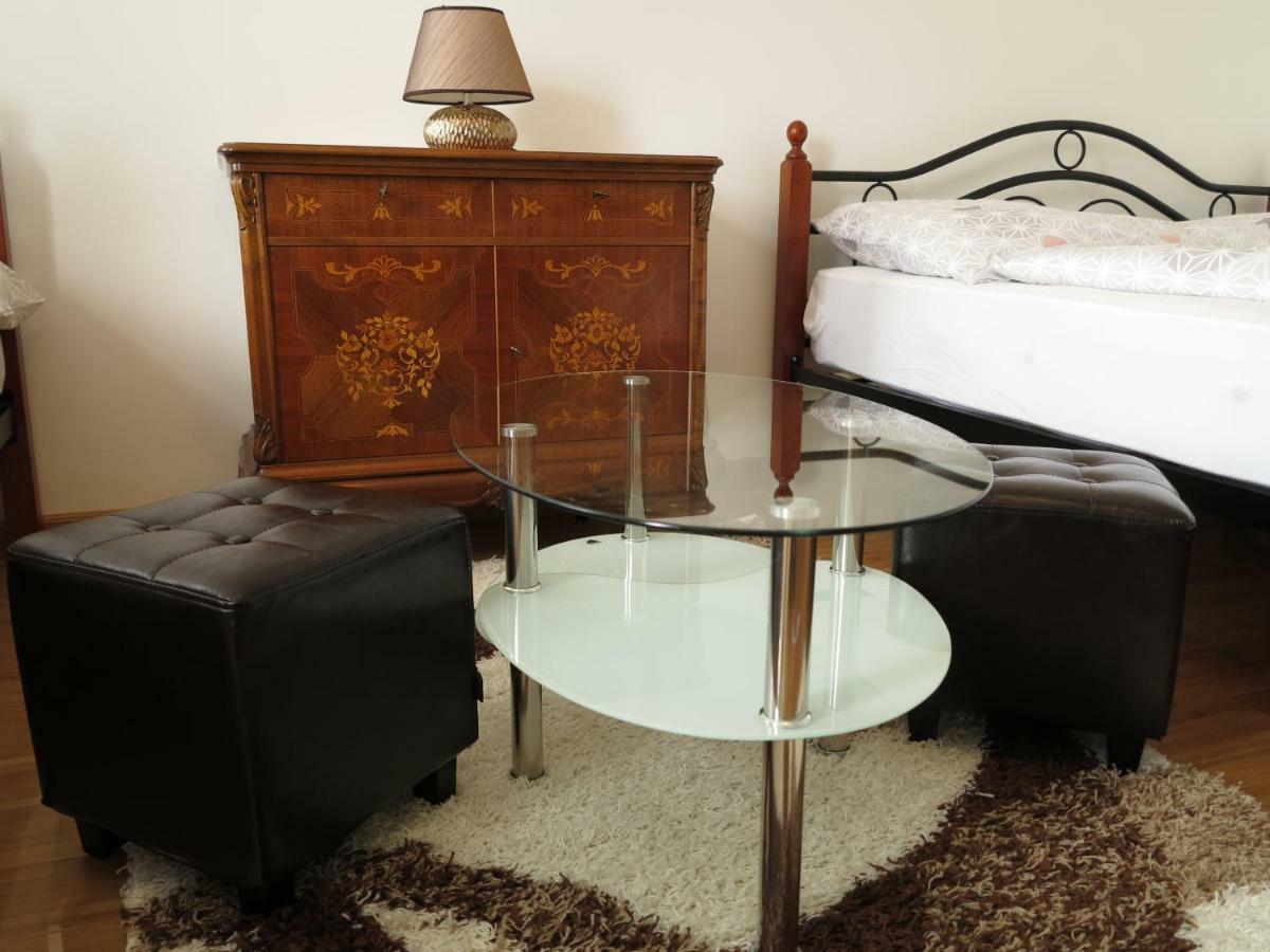 Small Luxury Kapitol Apartment Bécs Kültér fotó
