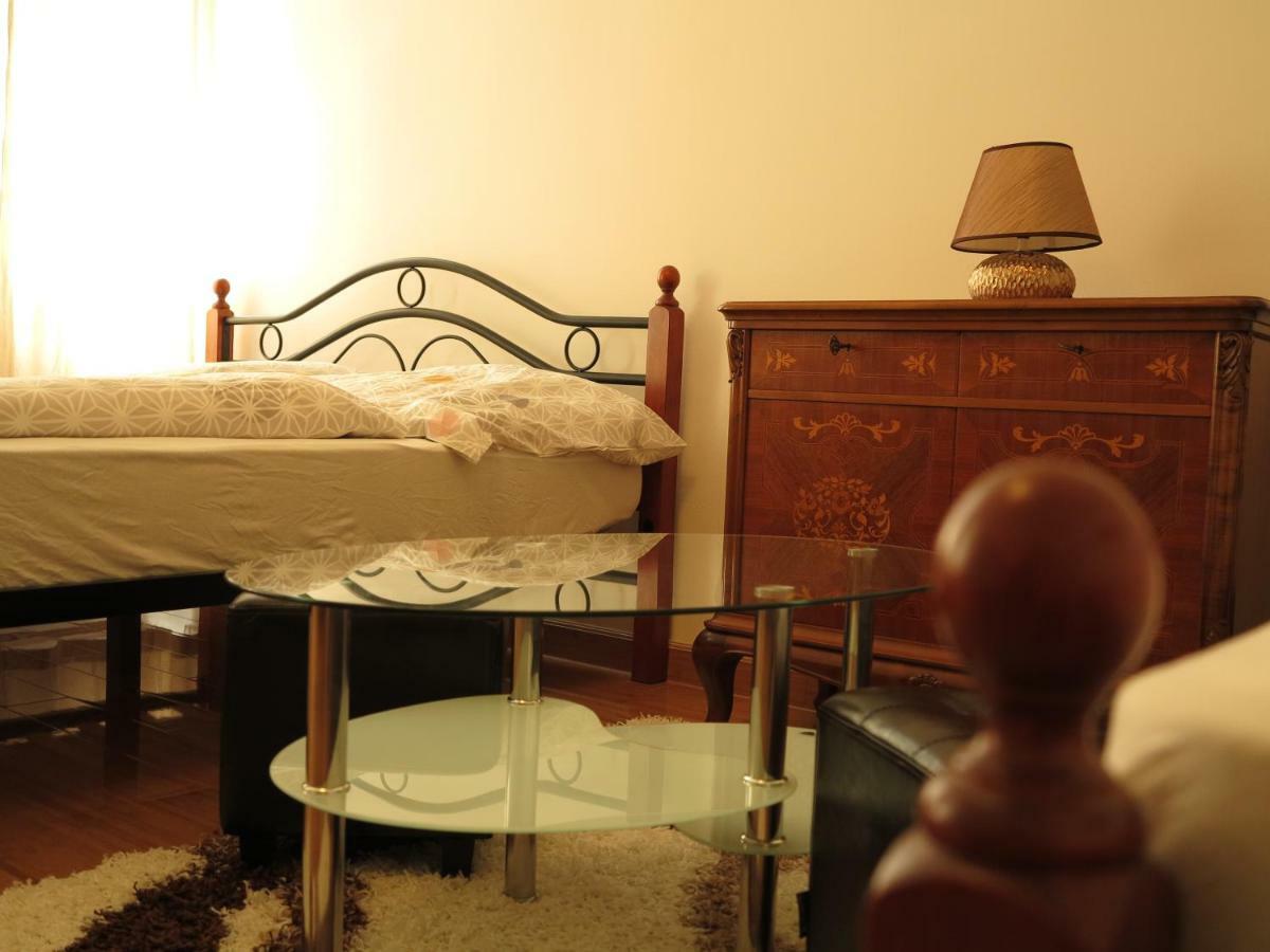Small Luxury Kapitol Apartment Bécs Kültér fotó