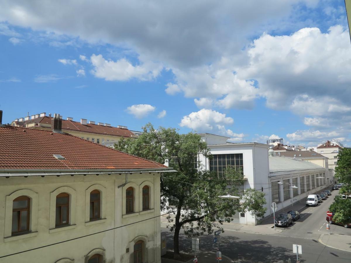 Small Luxury Kapitol Apartment Bécs Kültér fotó